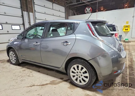 2015 Nissan Leaf S z USA, uszkodzony, nr VIN 1N4AZ0CP2FC333591